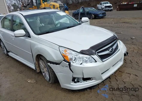 2010 Subaru Legacy 2.5I Limited из США, поврежденный, VIN 4S3BMBK69A3229724